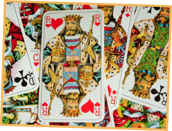 Un tirage 32 cartes peut vous aider à découvrir votre avenir. Un tirage 32 cartes peut vous aider à découvrir votre avenir.